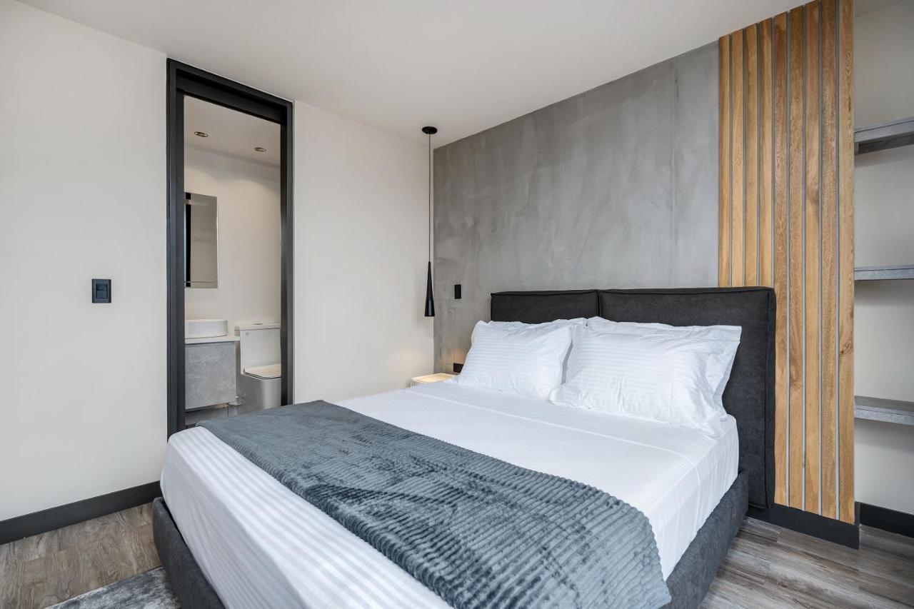 Apartamentos Housy Laureles メデジン エクステリア 写真
