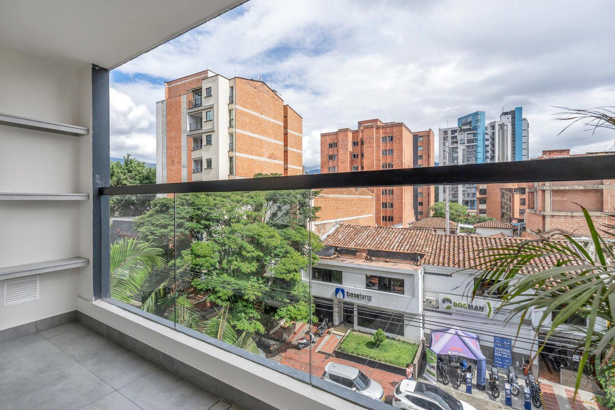 Apartamentos Housy Laureles メデジン エクステリア 写真