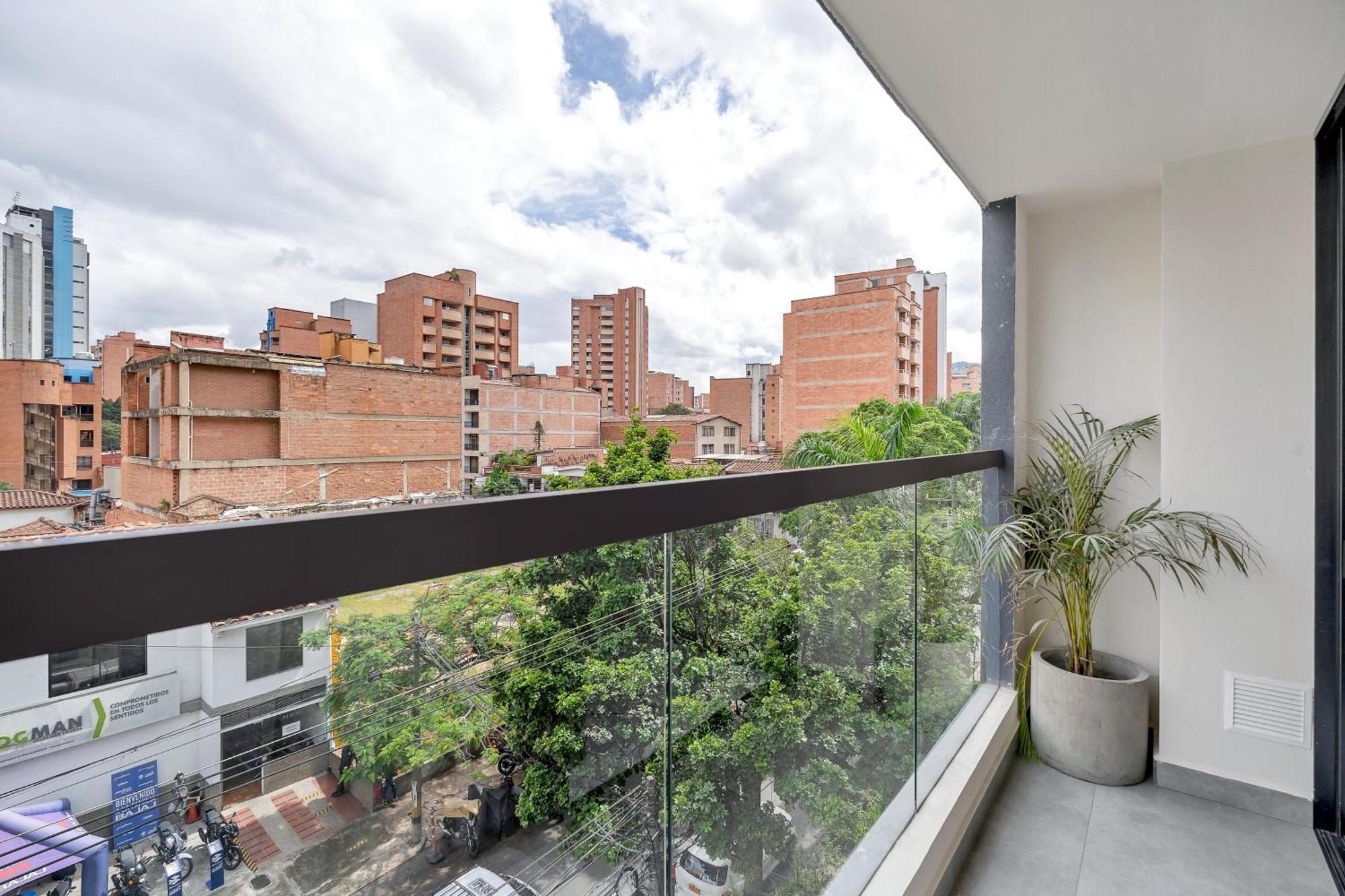 Apartamentos Housy Laureles メデジン エクステリア 写真